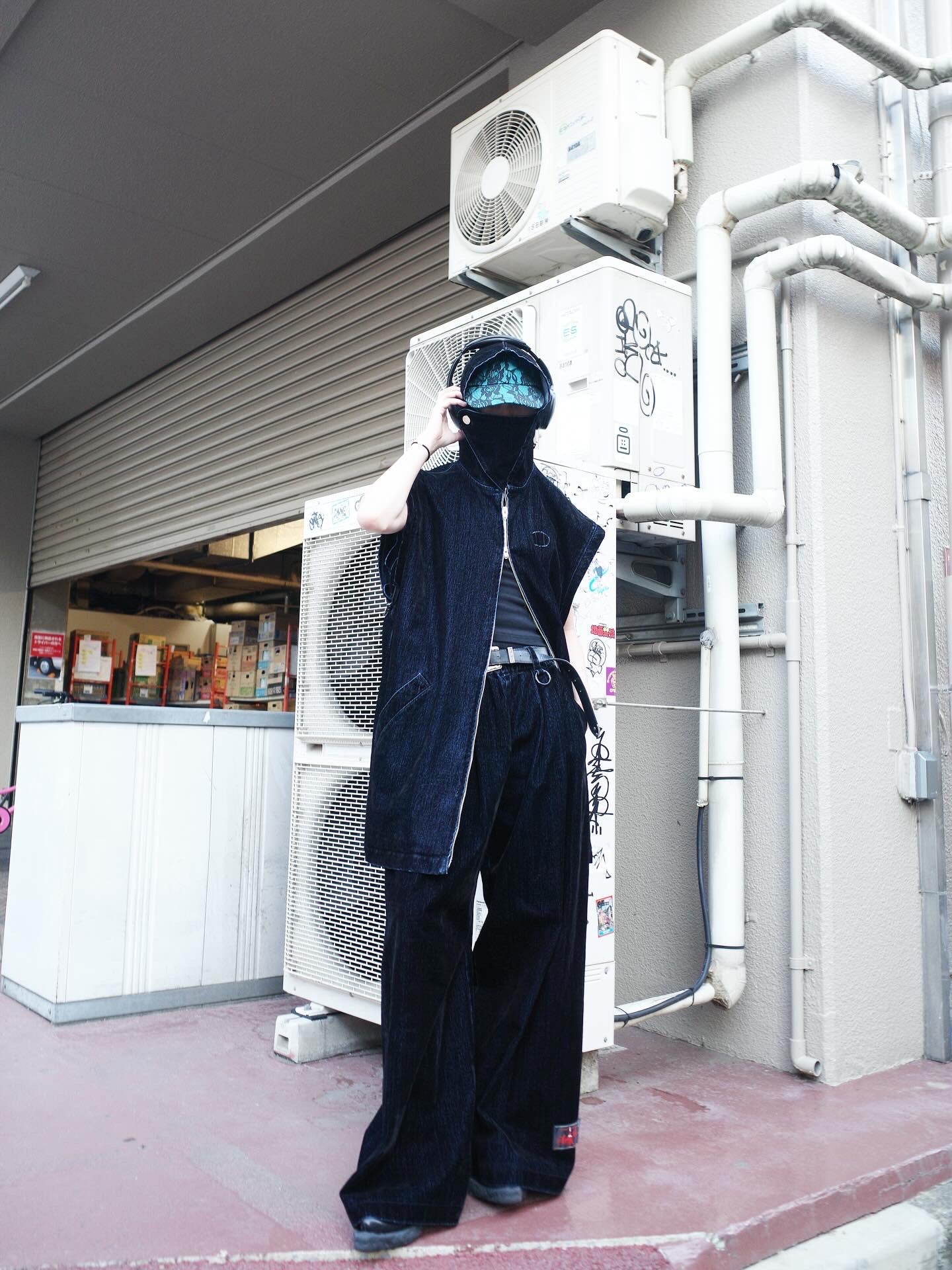 【SYUMAN. 25AW,】 Covered Denim Hoodie-Coat& Covered Denim 2 sides trousers