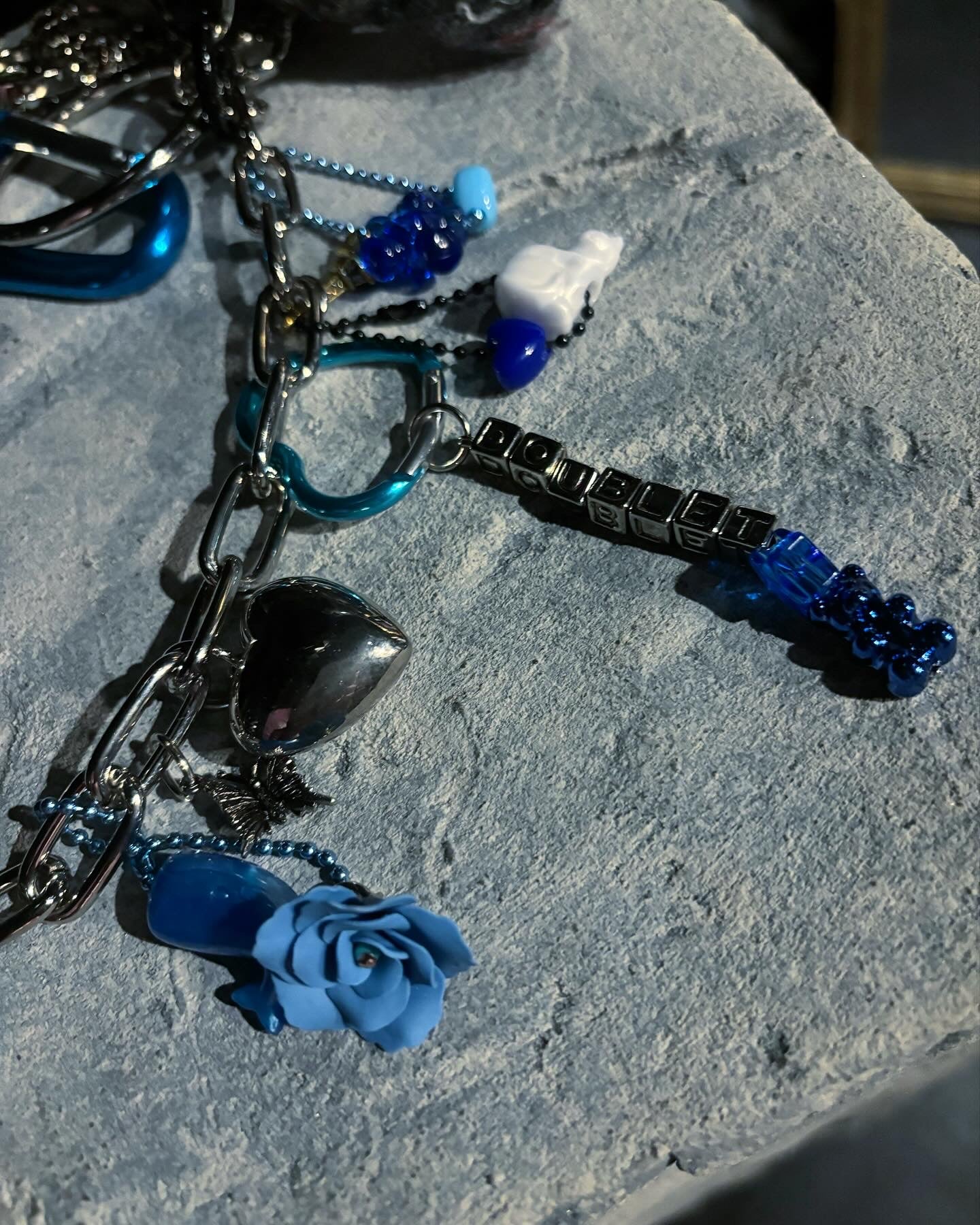 【doublet 25AW,】 KEY CHAIN WITH DOG DOLL