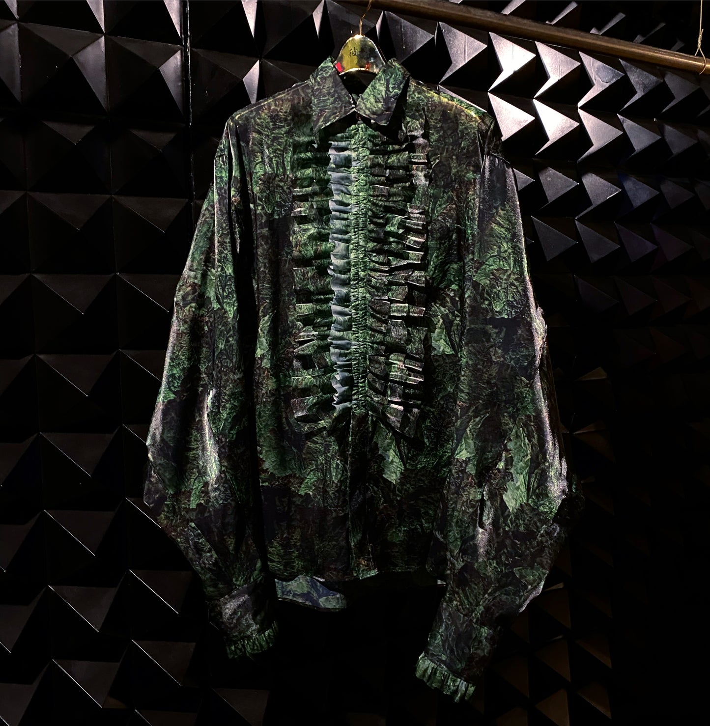 【doublet 26SS,】
LETTUCE FRILL SHIRT