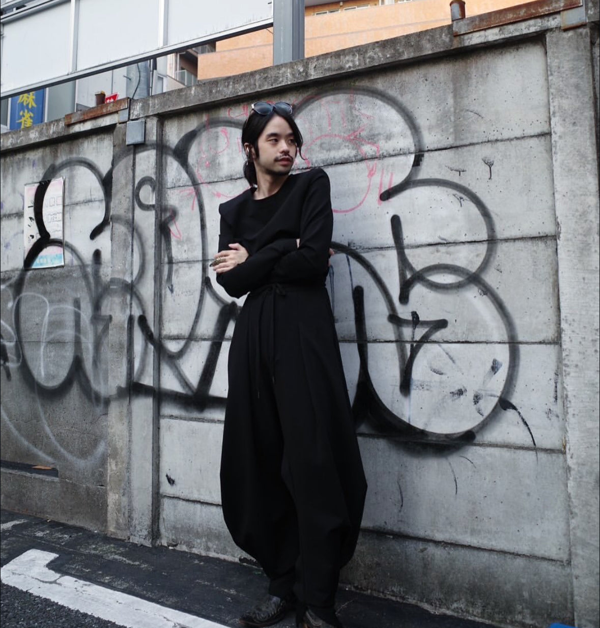 【divka 25aw,】Camellia Resilient Ponte Tops With Shoulder Pads & Camellia Resilient Ponte Curved Silhouette Pants