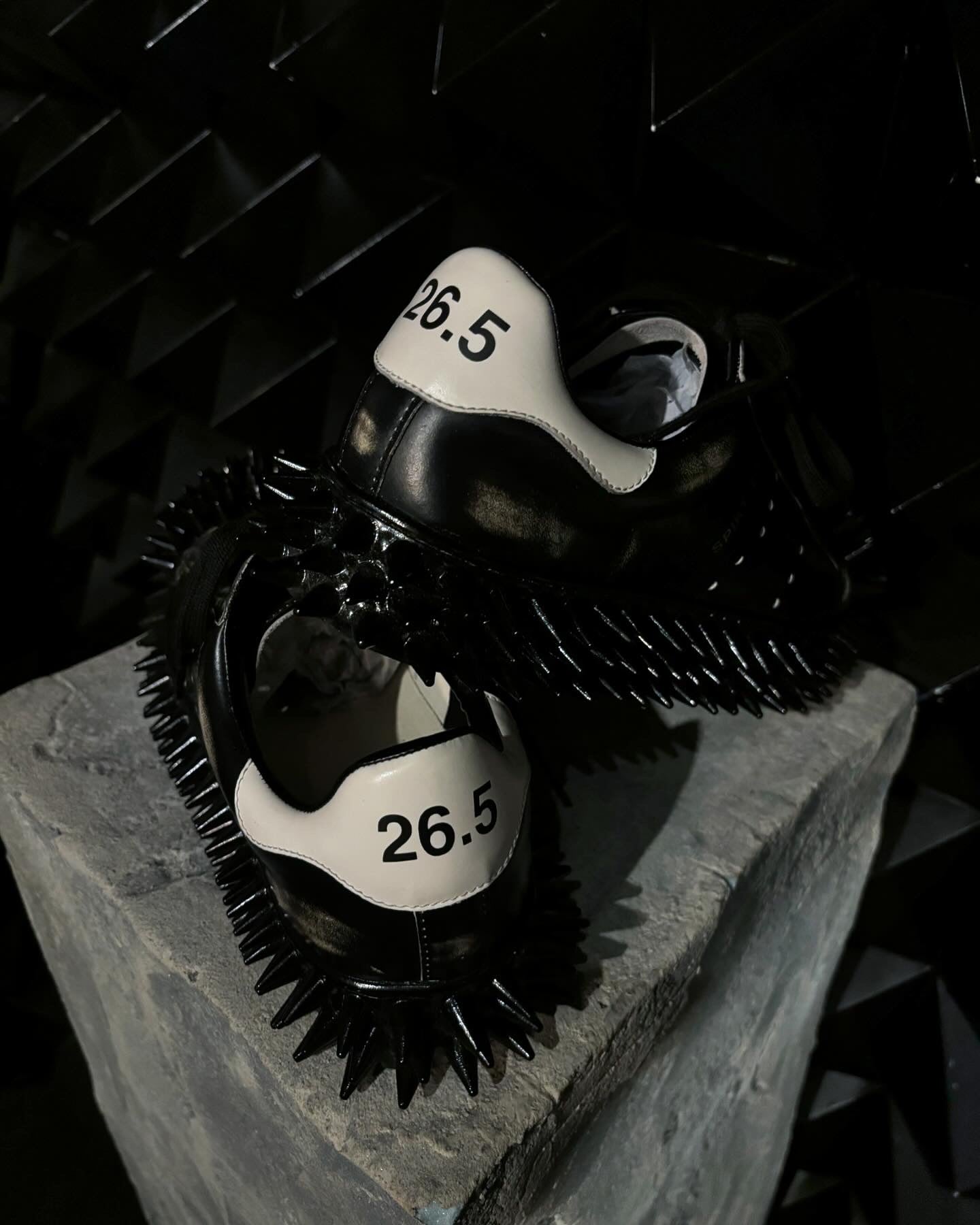 【doublet 25AW,】 SPIKY LEATHER SNEAKER