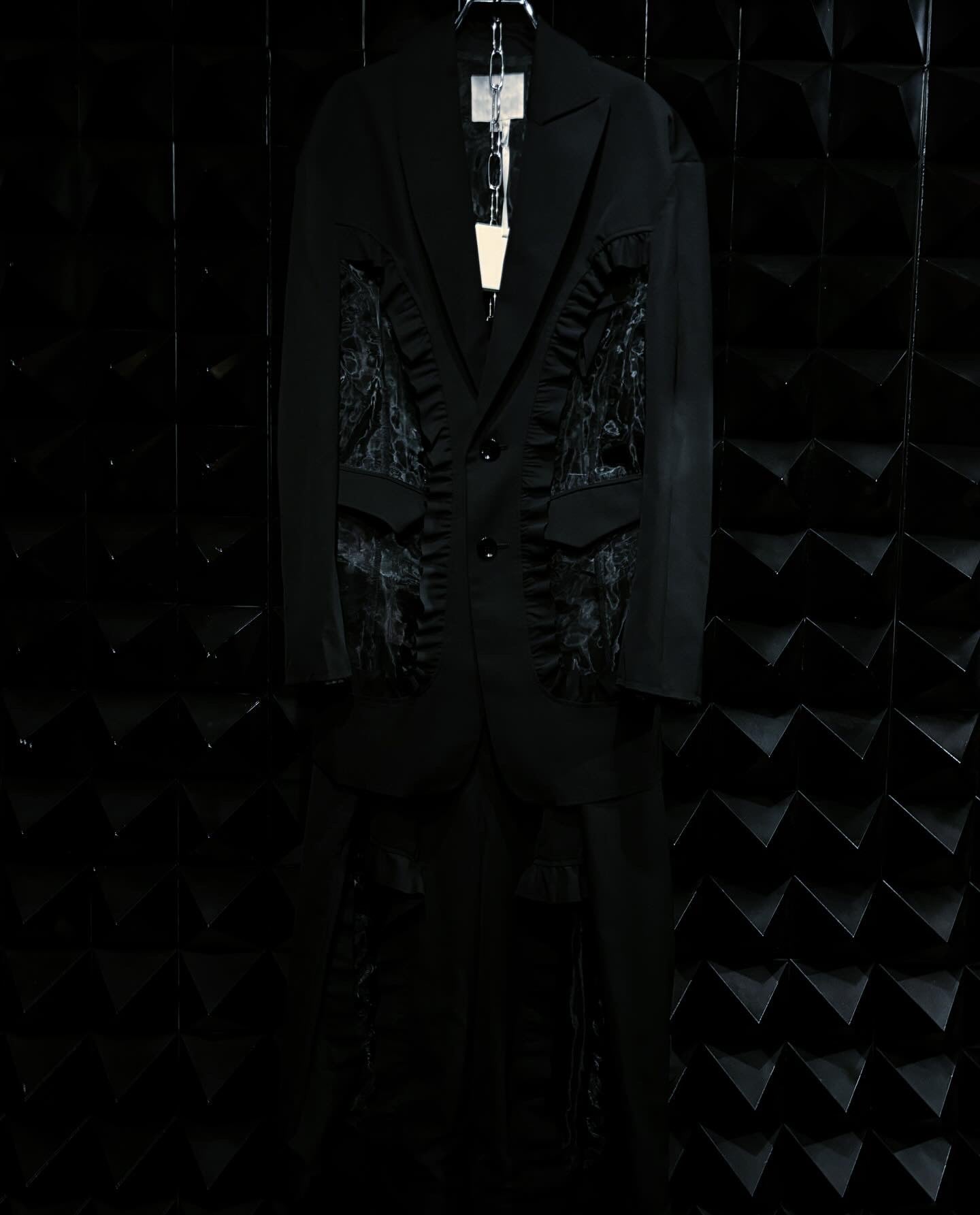 【BASE MARK 25AW,】Frill Jacket & Frill Layered Half Pants