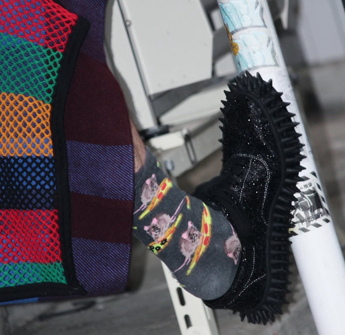 【doublet 26AW,】 GLITTER SPIKE SNEAKER/ BLACK
