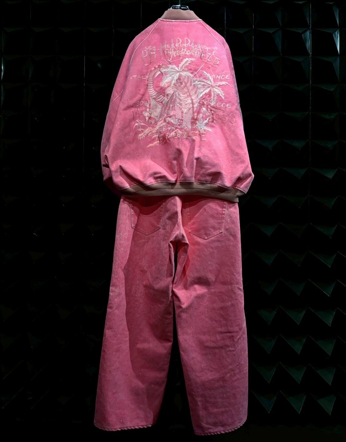 【doublet 25AW,】FLOCKED DEINM SOUVENIR JACKET & FLOCKED DEINM EMBROIDERED PANTS