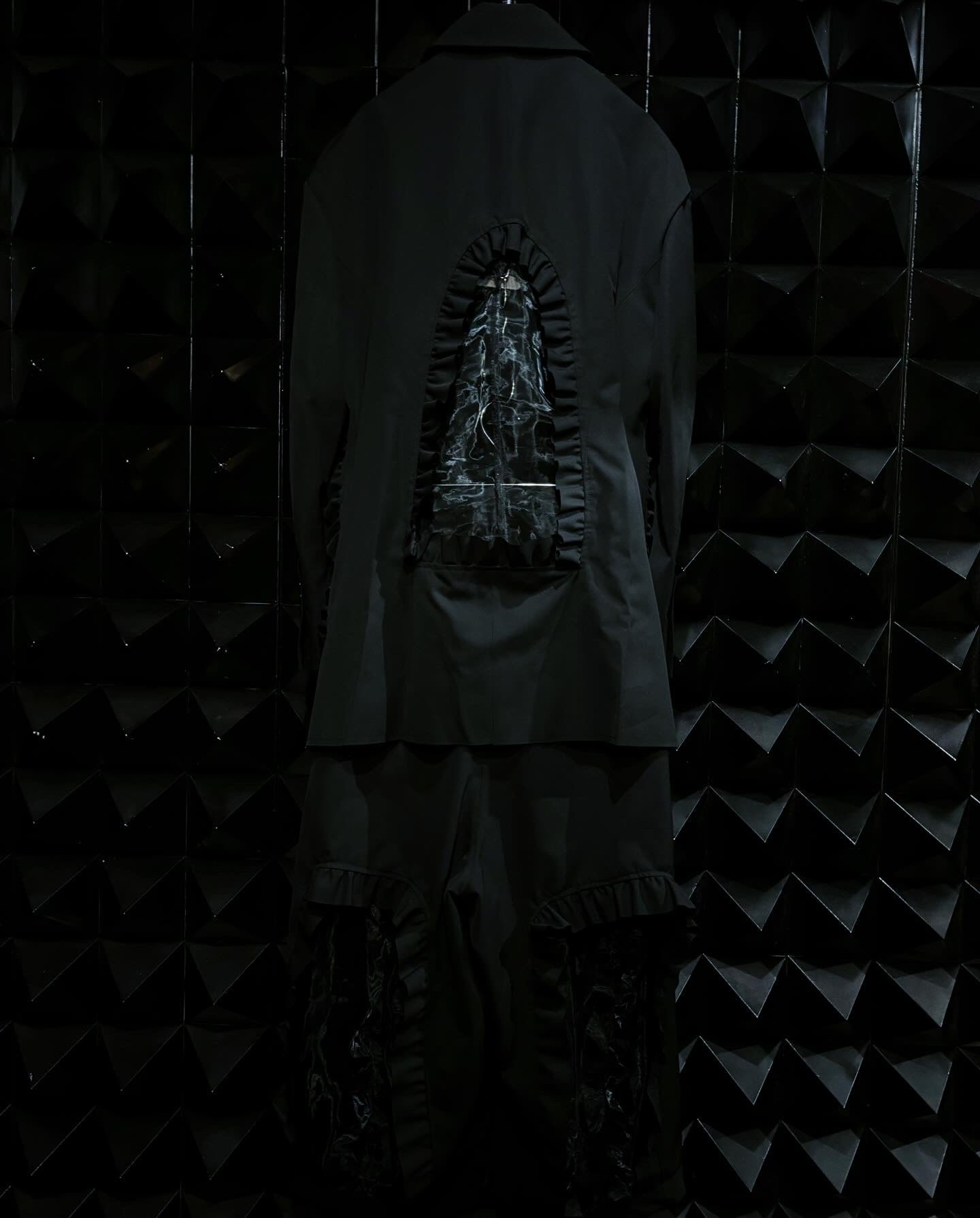 【BASE MARK 25AW,】Frill Jacket & Frill Layered Half Pants