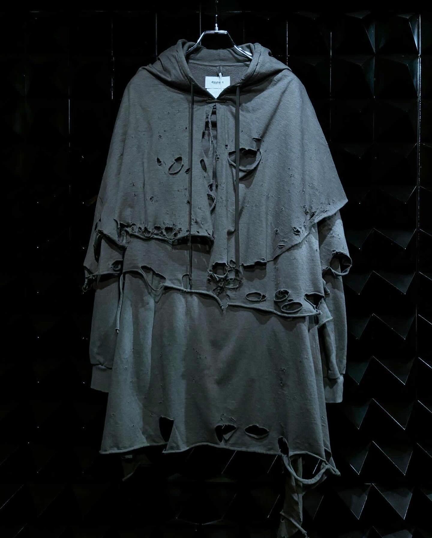 【doublet 25AW,】 PHANTOM FRAYED HOODIE & PHANTOM FRAYED SWEATPANTS