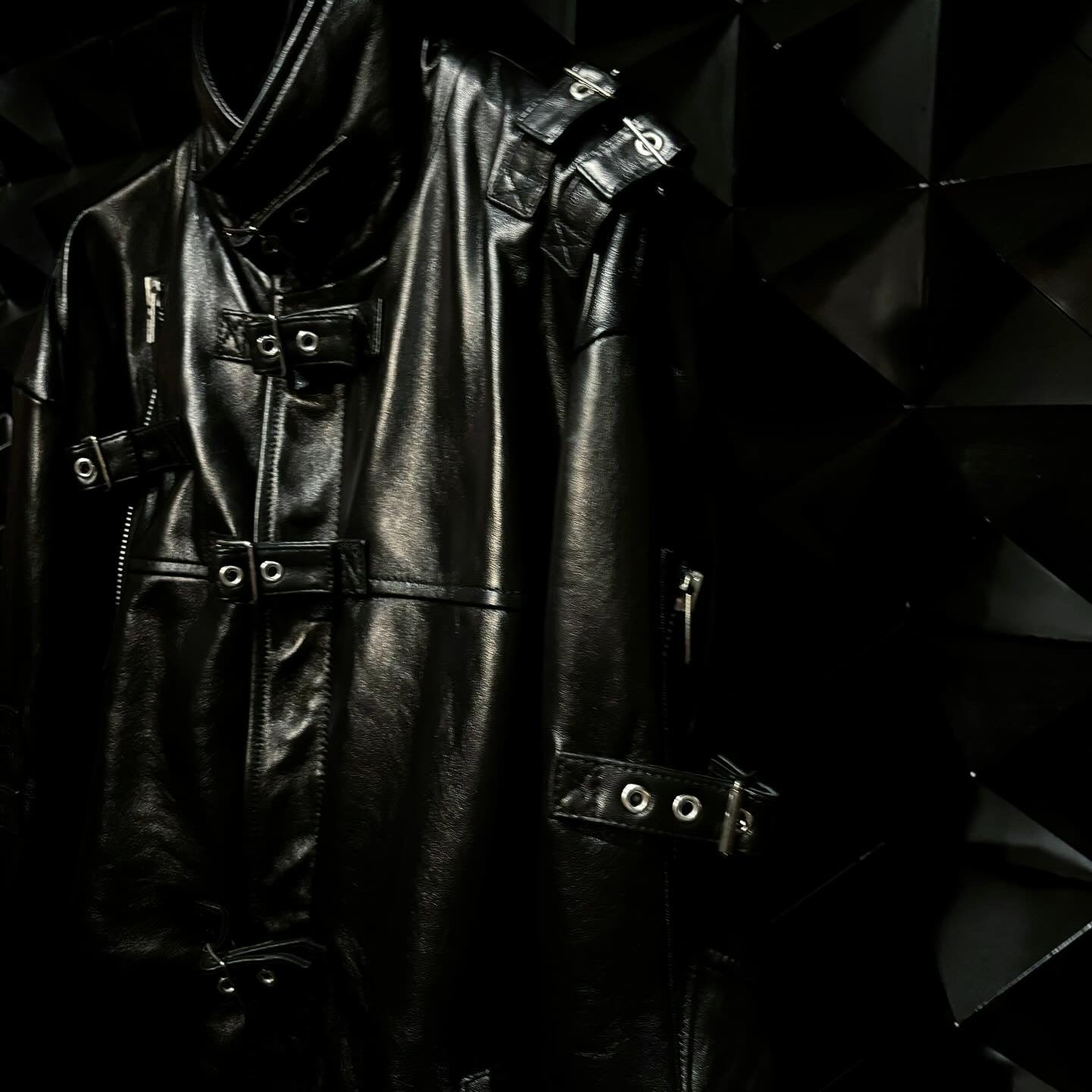 【doublet 25AW,】 BUCKLE OVERLOAD LEATHER JACKET & BUCKLE OVERLOAD LEATHER PANTS