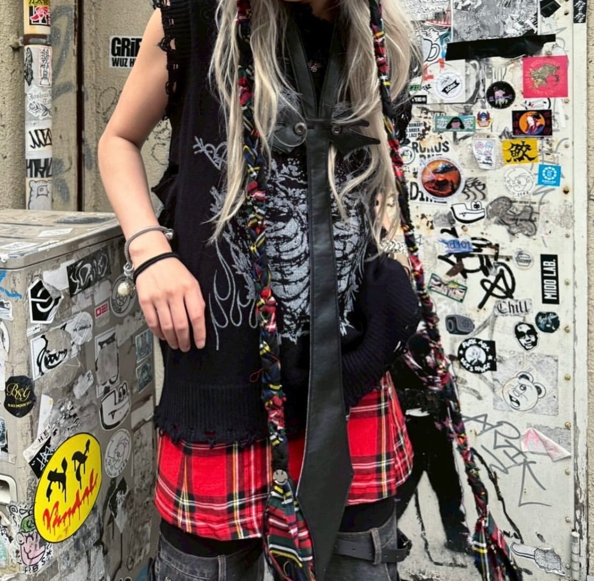 maa 25ss REVERSIBLE TIE NECKLACE