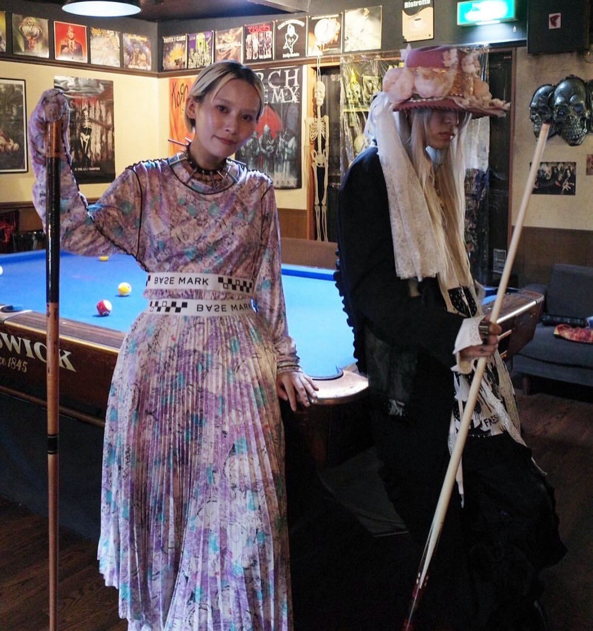 【BASE MARK 25AW,】 Print velor long sleeve Tee & Print velor pleated skirt