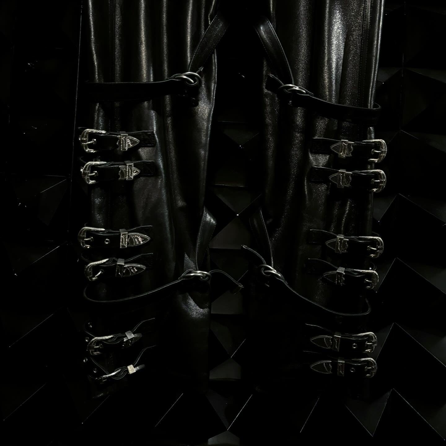【doublet 25AW,】 BUCKLE OVERLOAD LEATHER JACKET & BUCKLE OVERLOAD LEATHER PANTS
