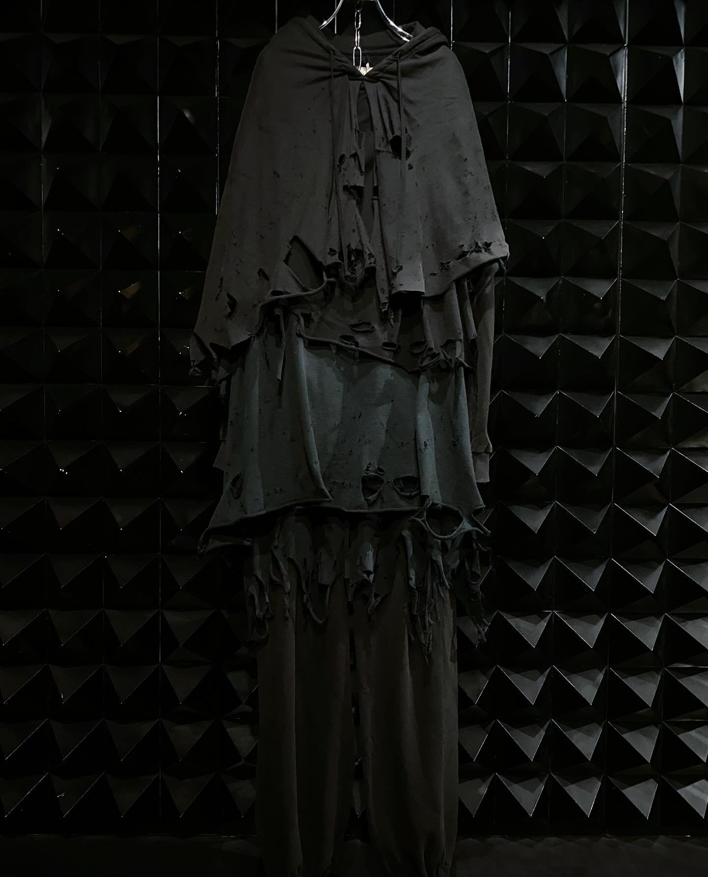 【doublet 25AW,】 PHANTOM FRAYED HOODIE & PHANTOM FRAYED SWEATPANTS