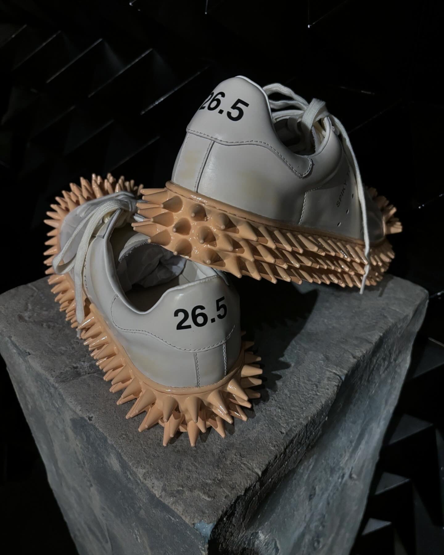 【doublet 25AW,】 SPIKY LEATHER SNEAKER