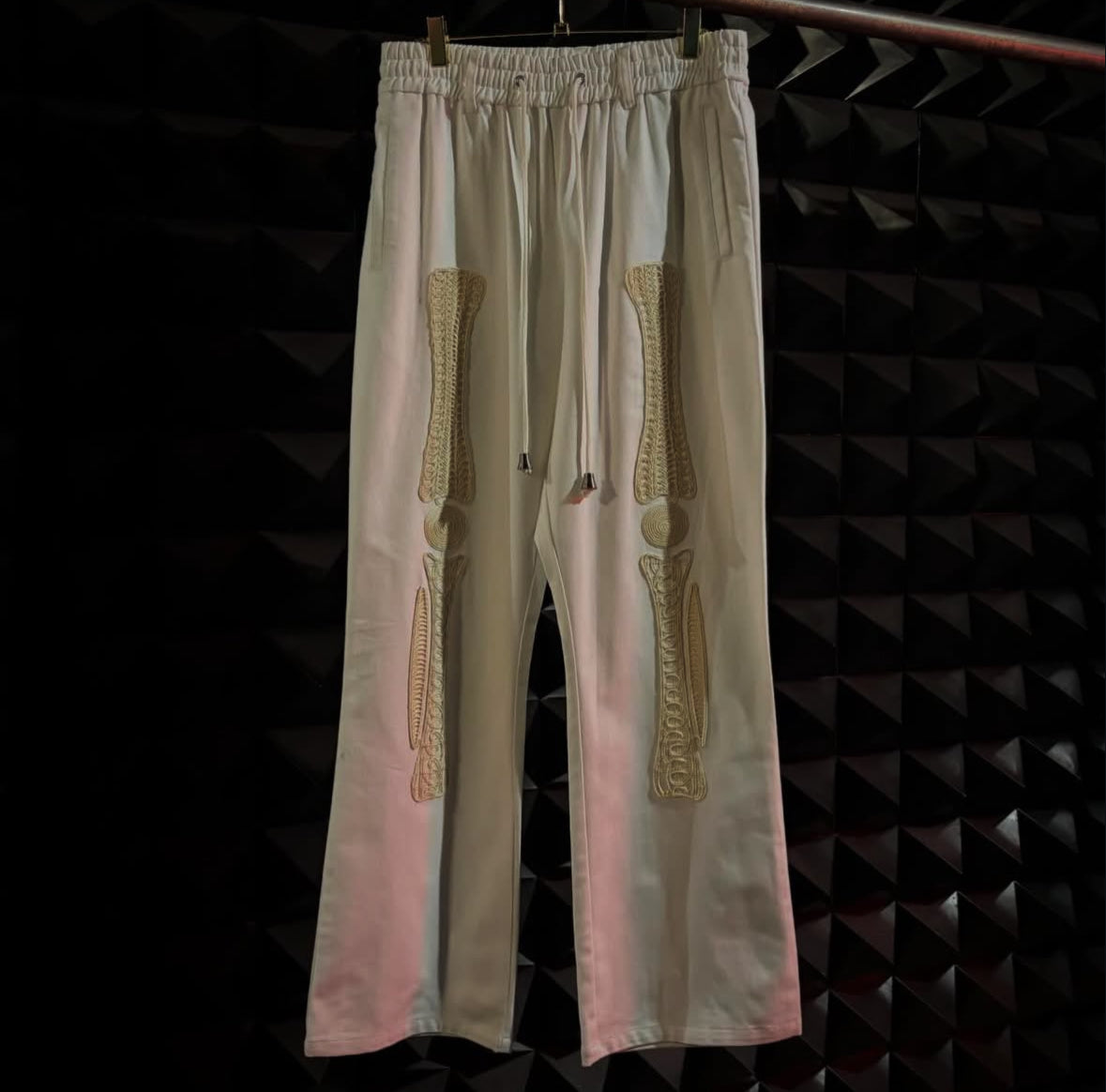 【el conductorH 26SS,】CORD EMBROIDERED COTTON TROUSERS “BONES