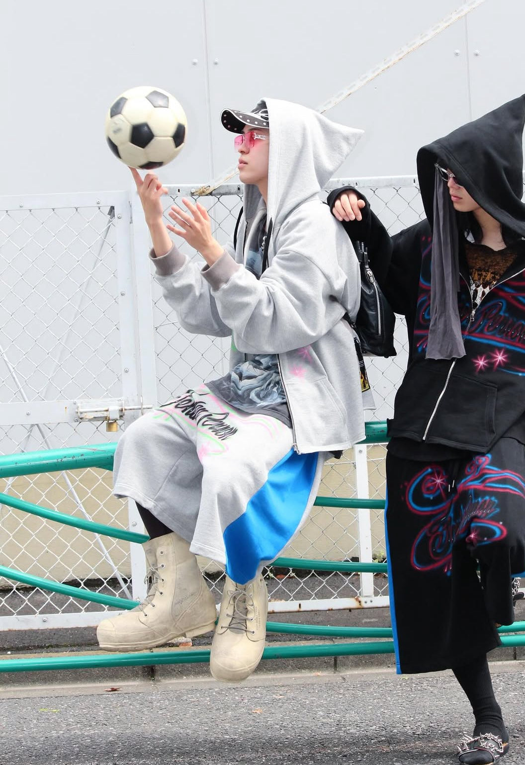 【TENDER PERSON 26SS,】 AIRBRUSHED ZIP UP HOODIE & AIRBRUSHED HARF SWEAT PANTS