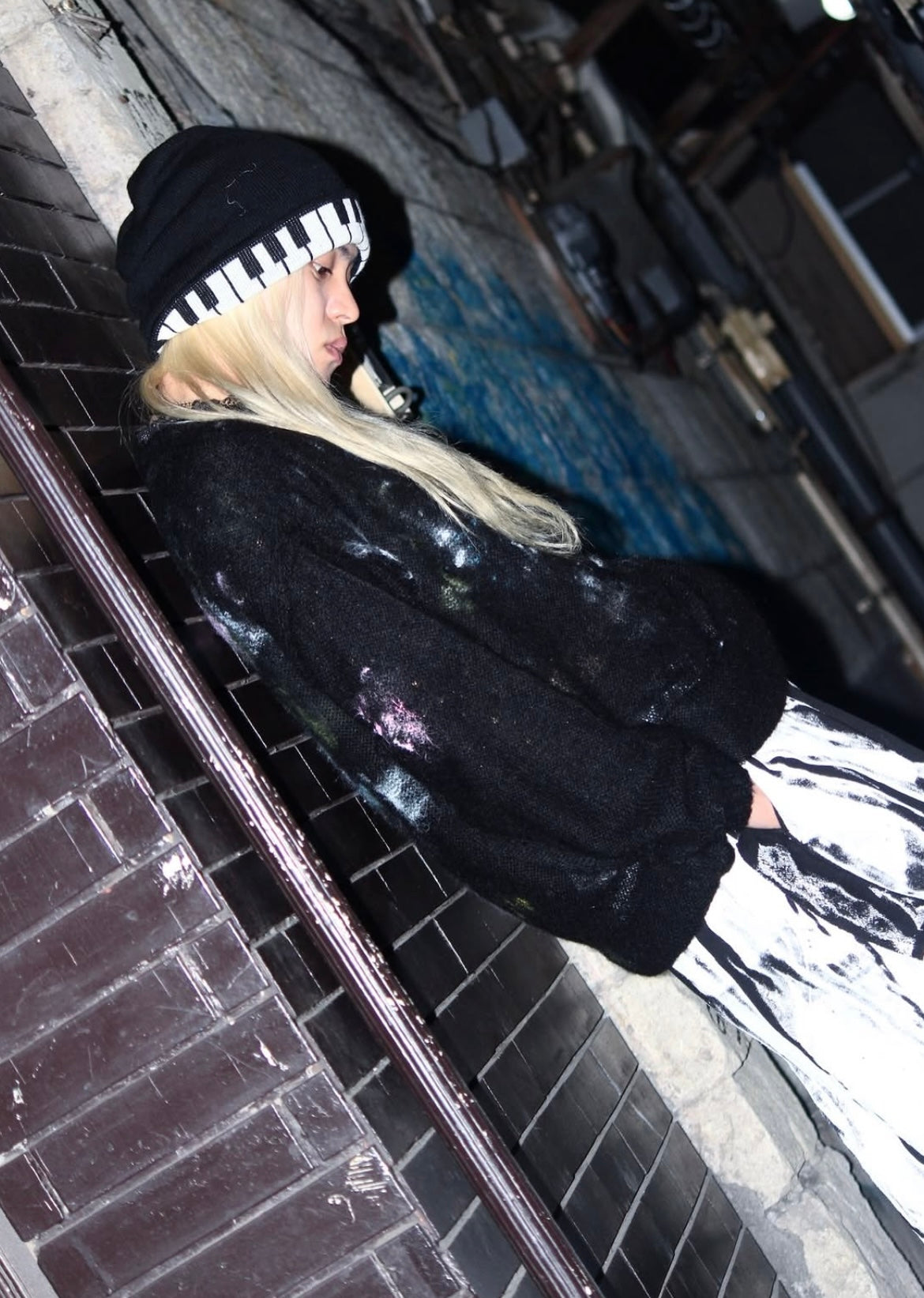 【BASE MARK 26AW,】SIMEON FARRA × Frill  Wide Sweat PT / BLACK