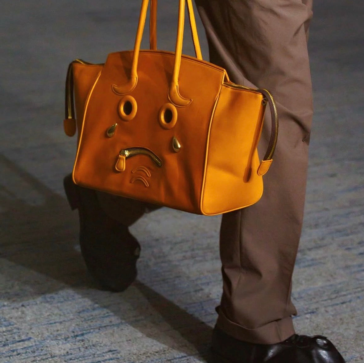 【doublet 26AW,】PLEADING EMOJI LEATHER BAG