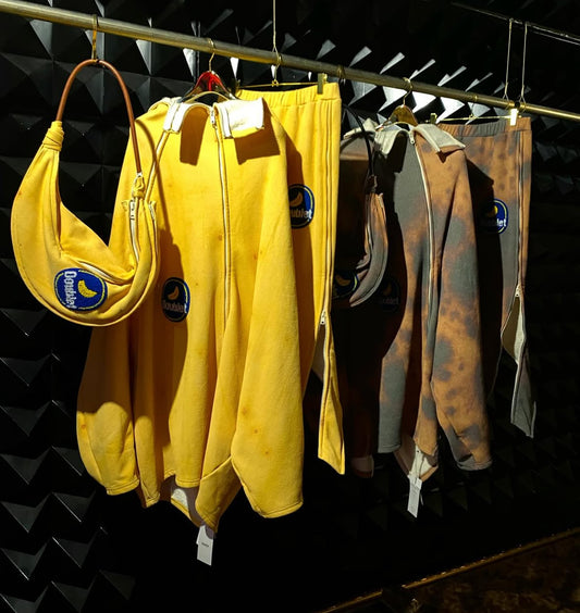 【doublet 26SS,】
PEELABLE BANANA HOODIE & PEELABLE BANANA SKIRT