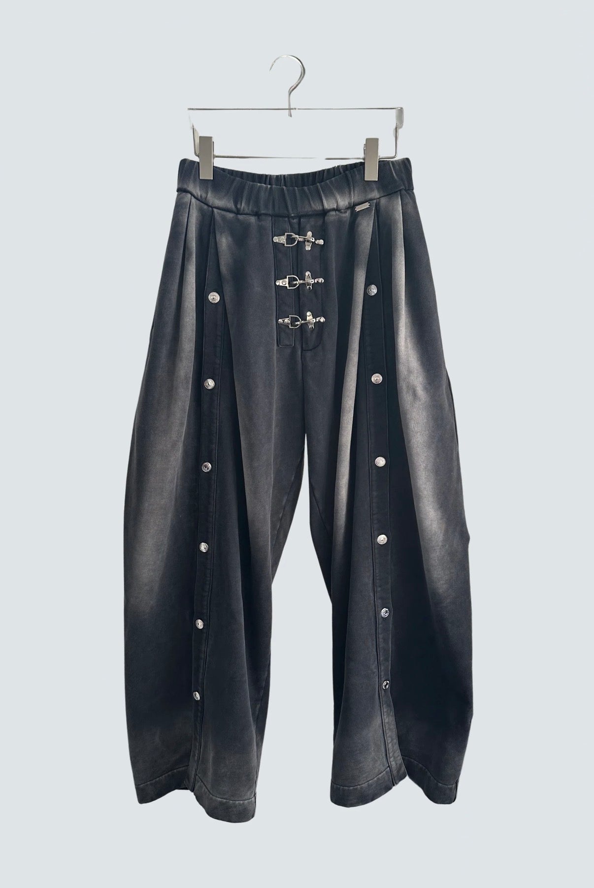 【MIKAGE SHIN 26aw,】Silver Buckle Sweatpants