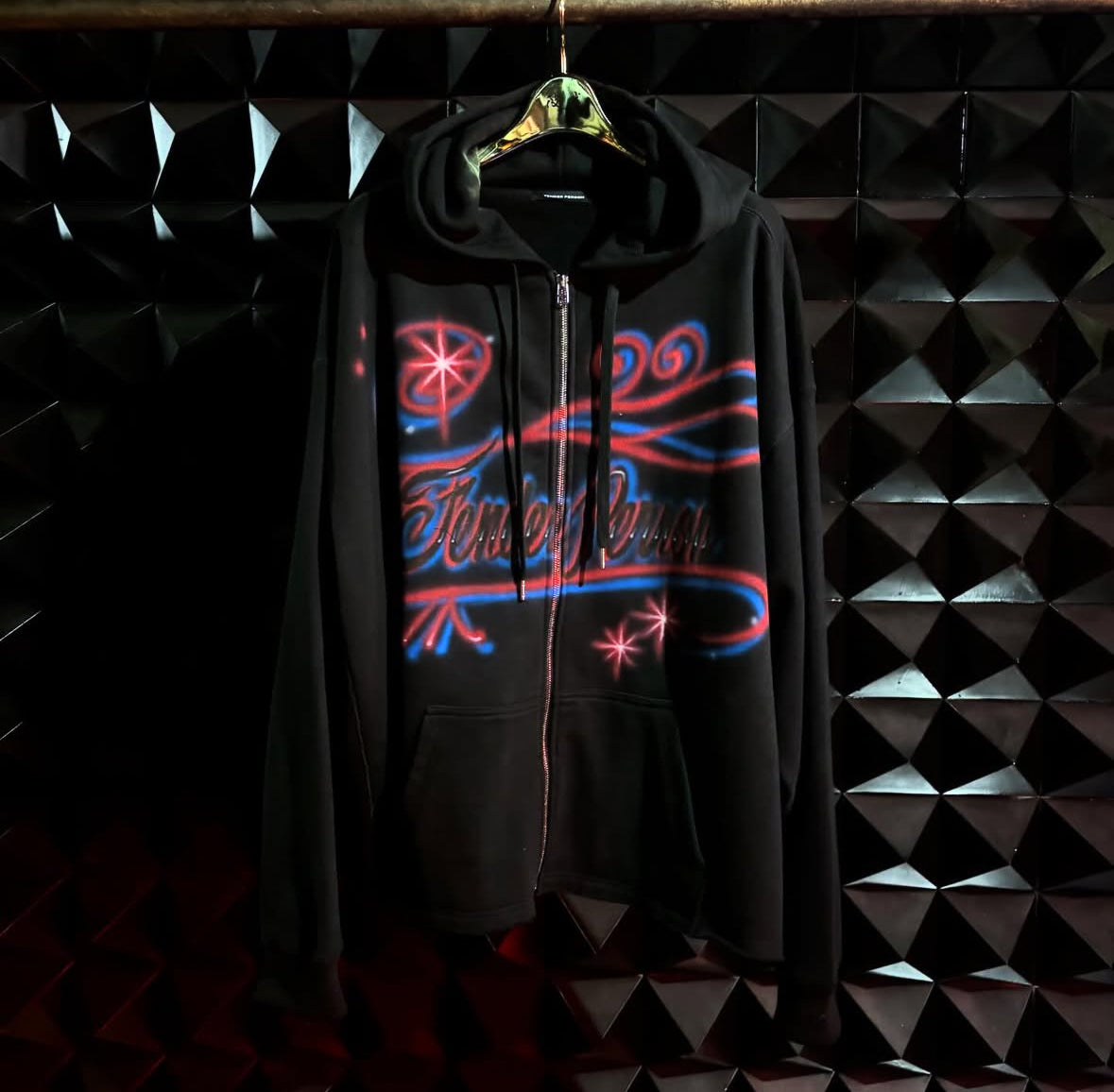 【TENDER PERSON 26SS,】 AIRBRUSHED ZIP UP HOODIE & AIRBRUSHED HARF SWEAT PANTS
