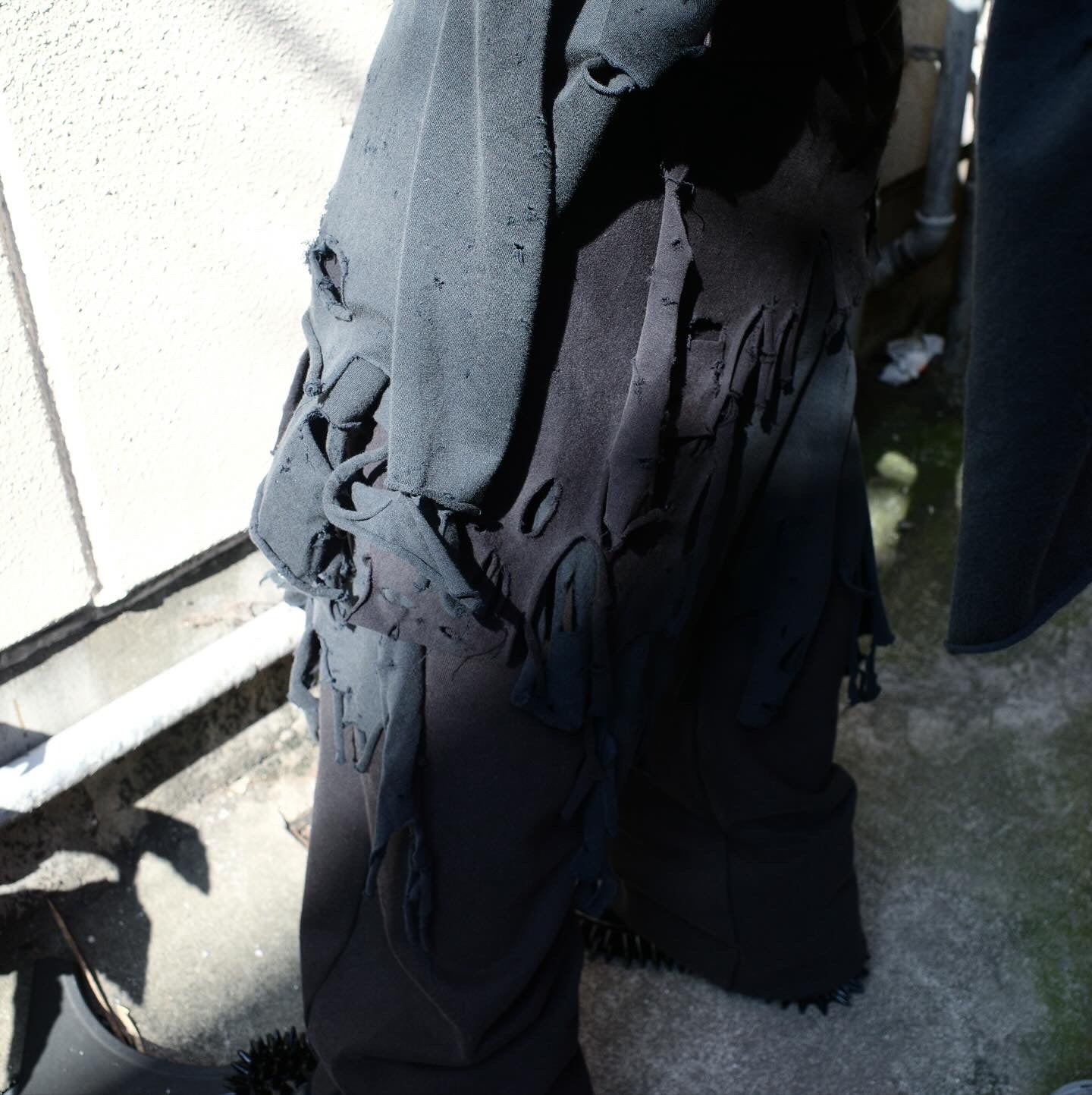 【doublet 25AW,】          PHANTOM FRAYED HOODIE & PHANTOM FRAYED SWEATPANTS
