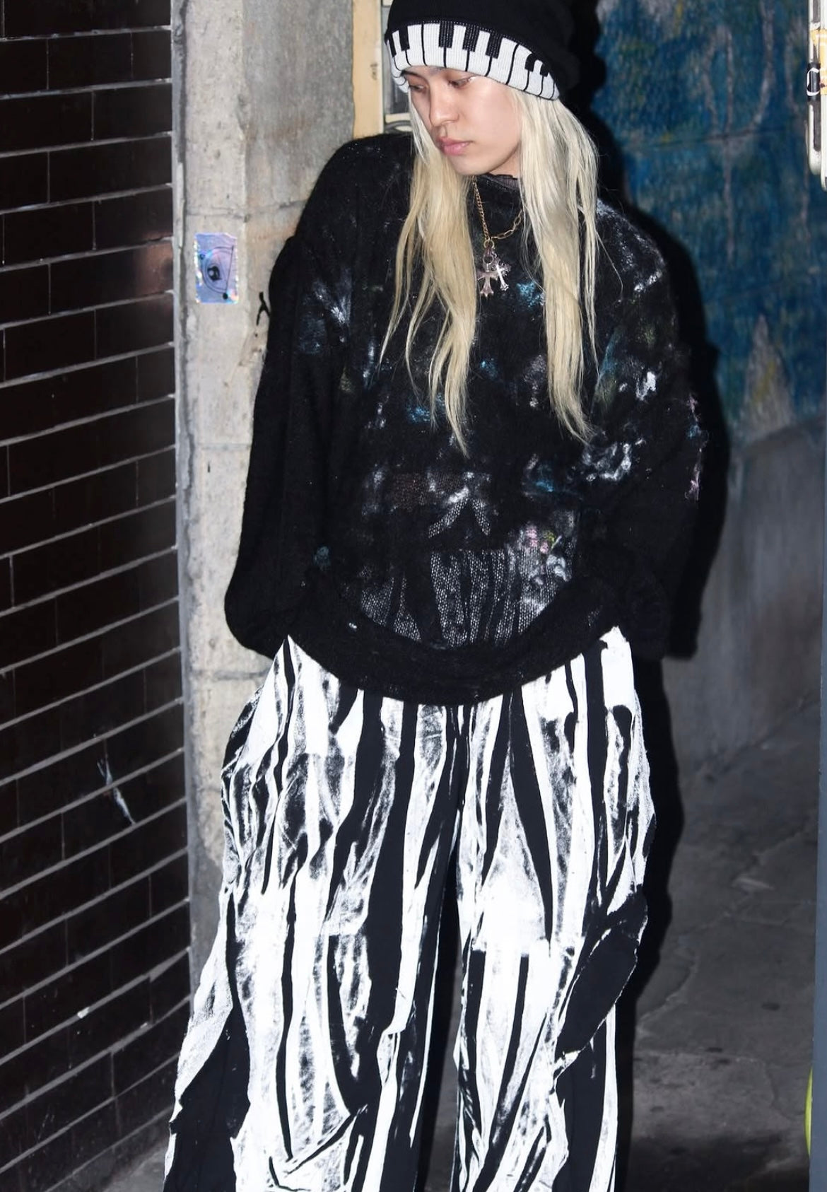 【BASE MARK 26AW,】SIMEON FARRA × Frill  Wide Sweat PT / BLACK