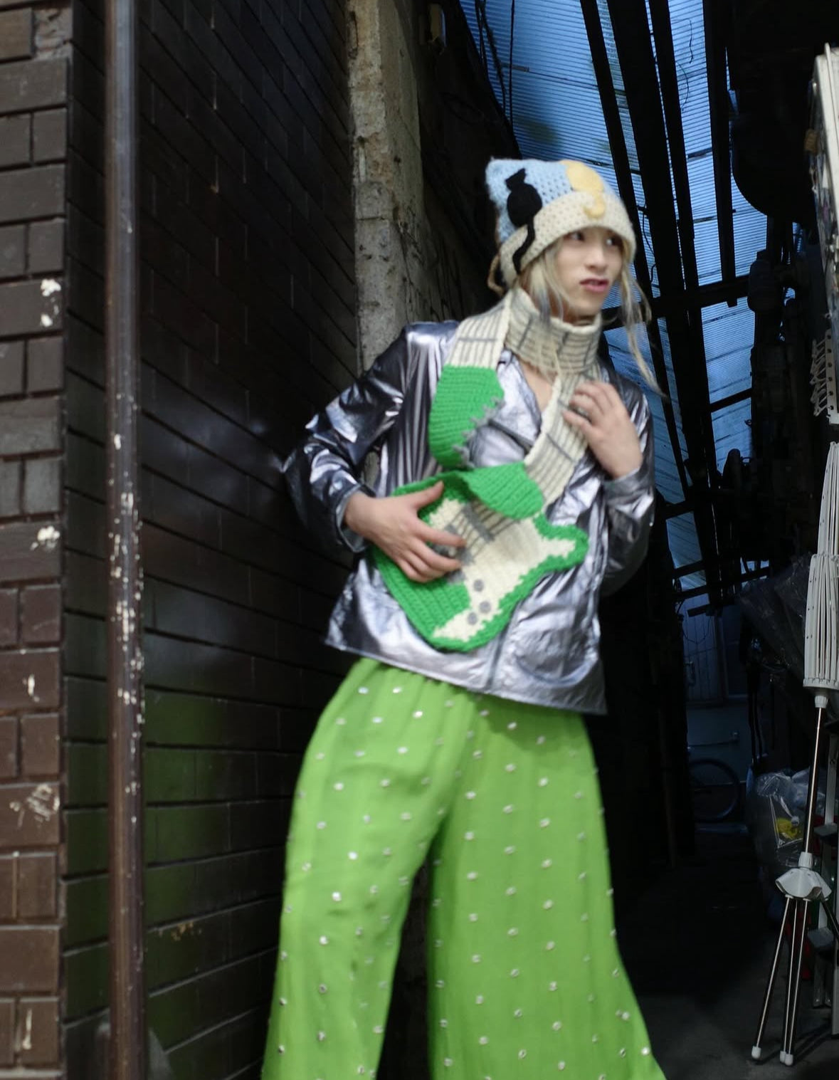 【LIBRIO MENDONÇA 25AW,】
TOMODACHI GUITTER MUFFLER