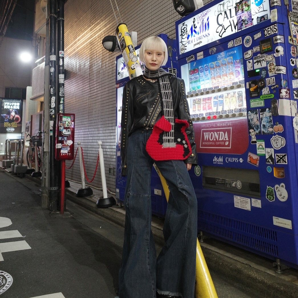 【LIBRIO MENDONÇA 25AW,】
TOMODACHI GUITTER MUFFLER