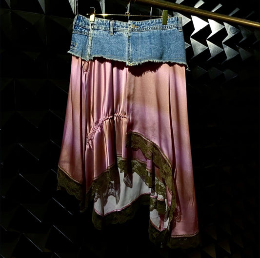 【Andersson Bell 26SS,】DENIM COMBINATION LACE HEM SKIRT PINK