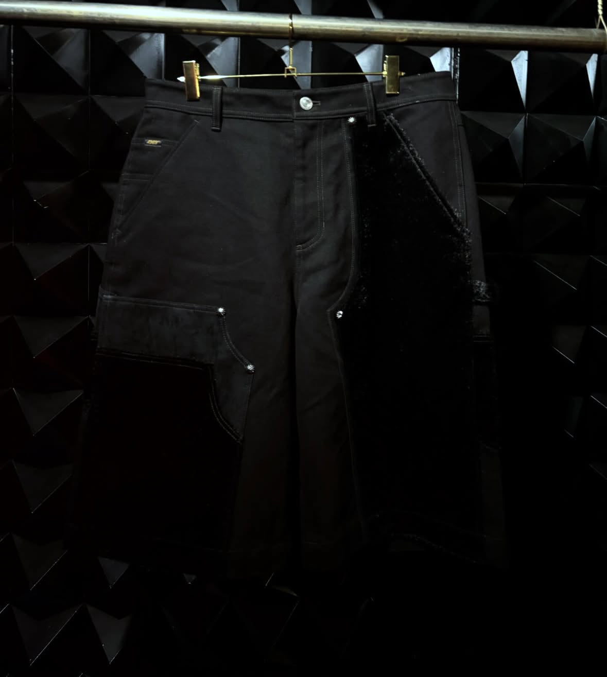 【Andersson Bell 26SS】FAUX PONY PATCHWORK CARPENTER SHORTS