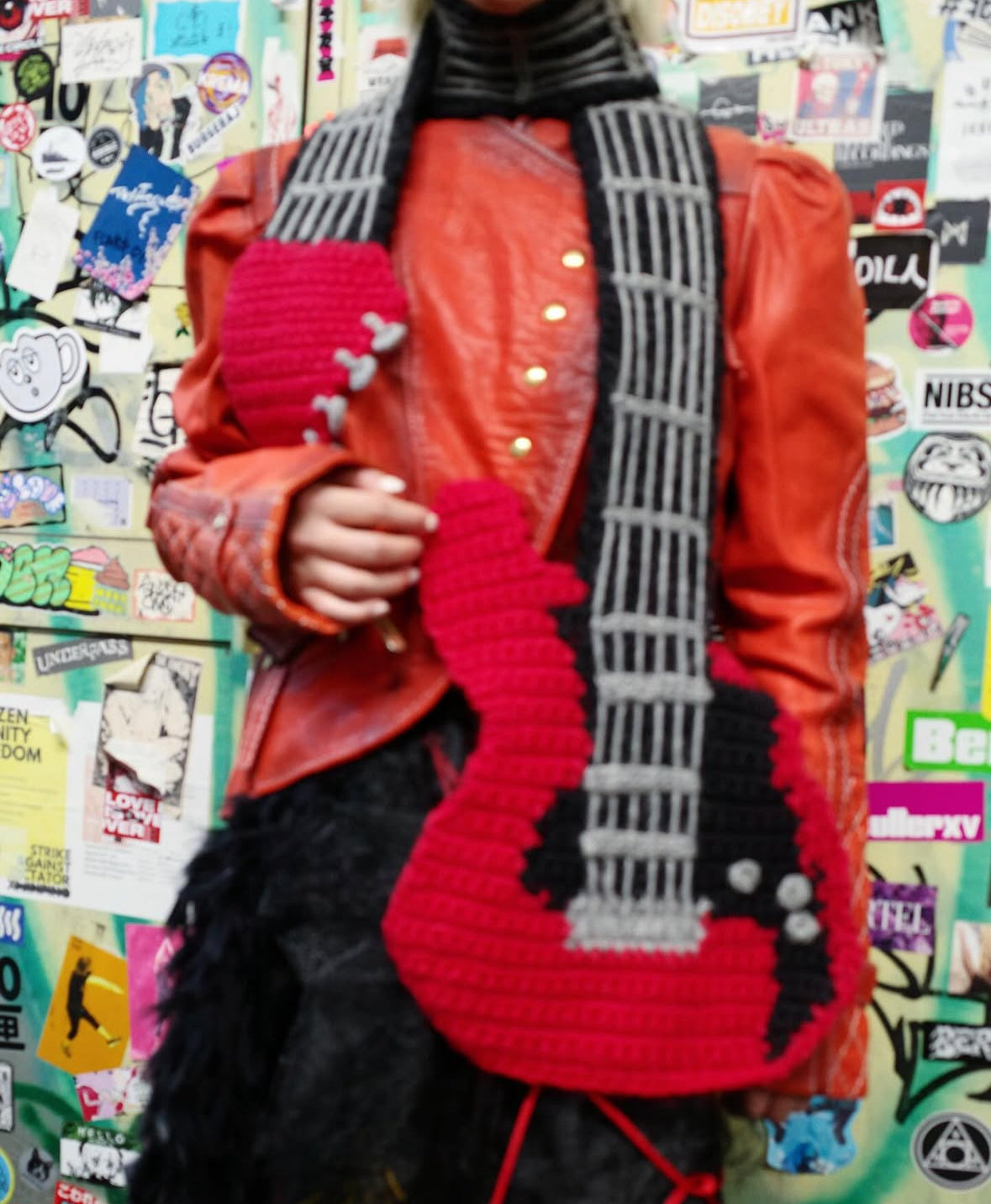 【LIBRIO MENDONÇA 25AW,】
TOMODACHI GUITTER MUFFLER