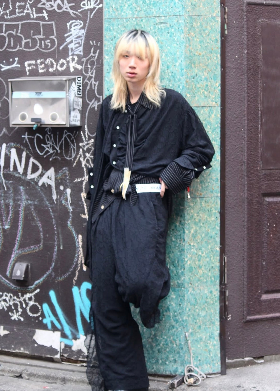 【BASE MARK 26AW,】Bear Embroidery Tie Shirts & Embroidery Frill PT / BLACK