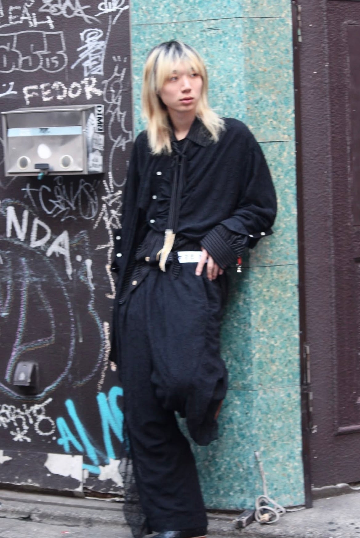 【BASE MARK 26AW,】Bear Embroidery Tie Shirts & Embroidery Frill PT / BLACK
