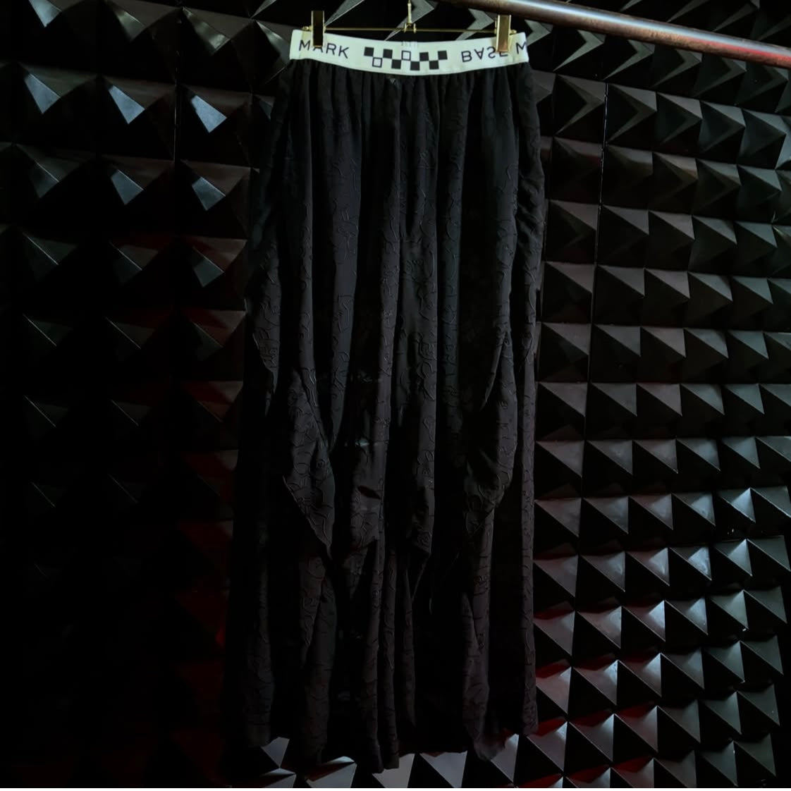 【BASE MARK 26AW,】Bear Embroidery Tie Shirts & Embroidery Frill PT / BLACK
