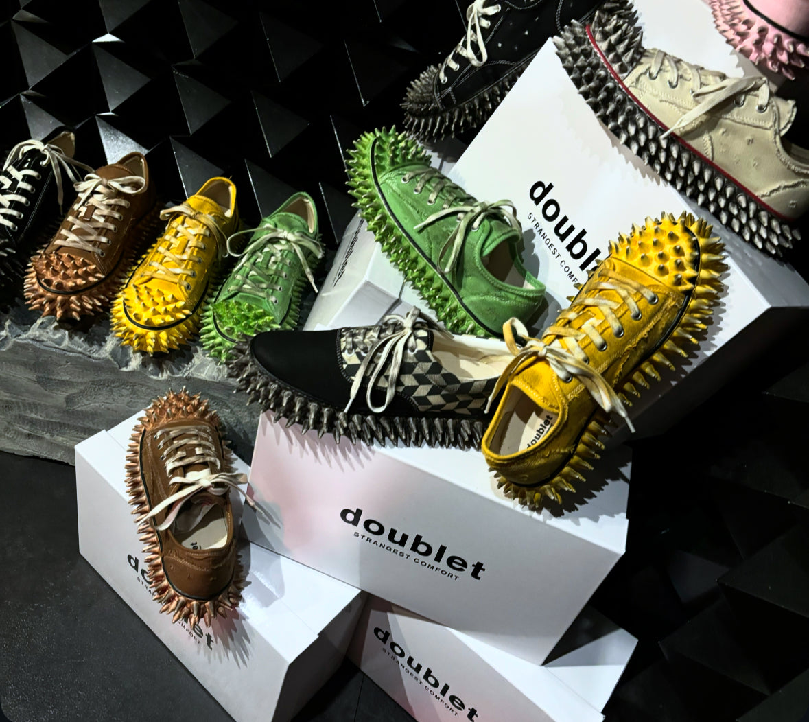 【doublet 26SS,】DIRTY SPIKE CANVAS SNEAKER