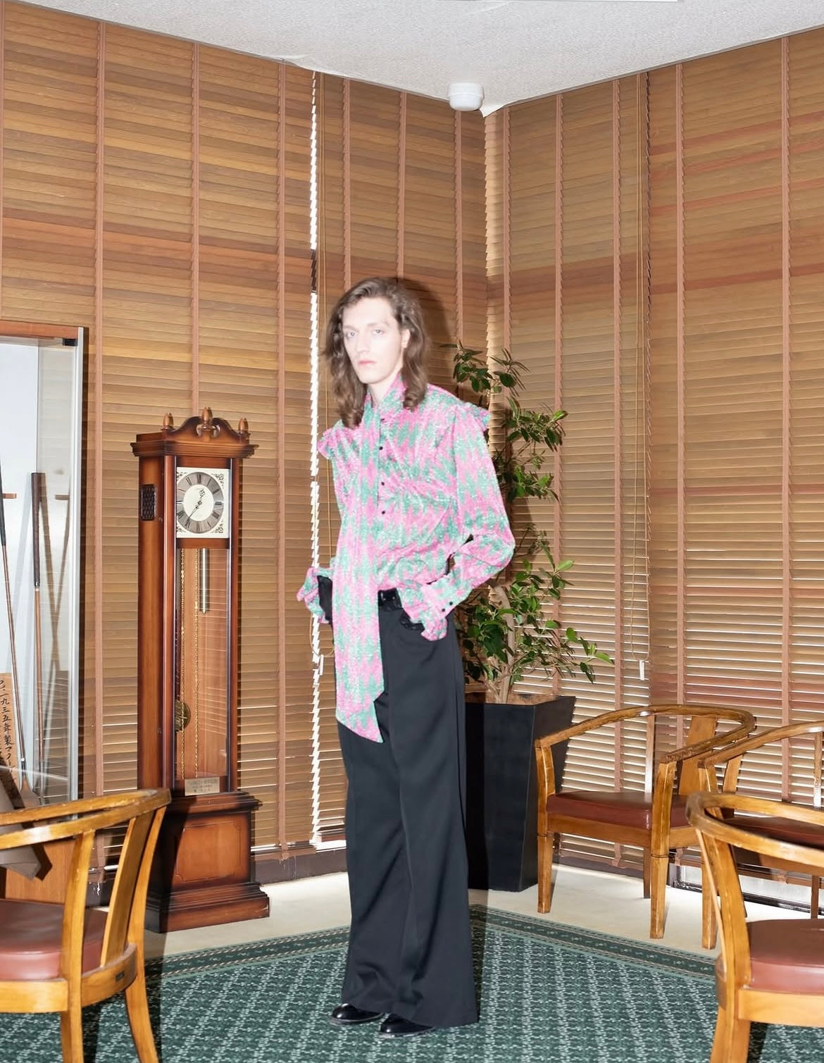 【TENDER PERSON 26AW,】 GLITTER TIE SHIRT / PINK